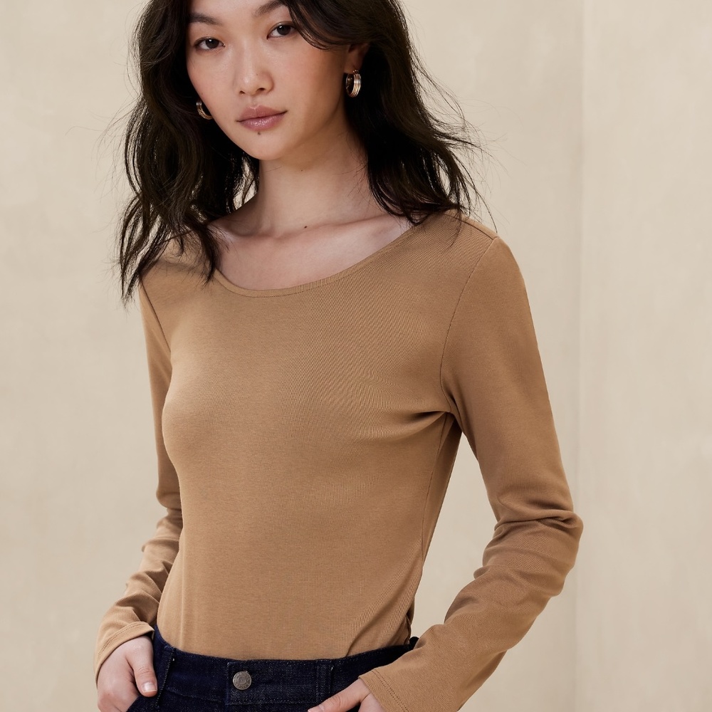 New! BANANA REPUBLIC Ribbed Scoop-Back T-Shirt in TAN/Plateau Beige, Size Large - Picture 1 of 5